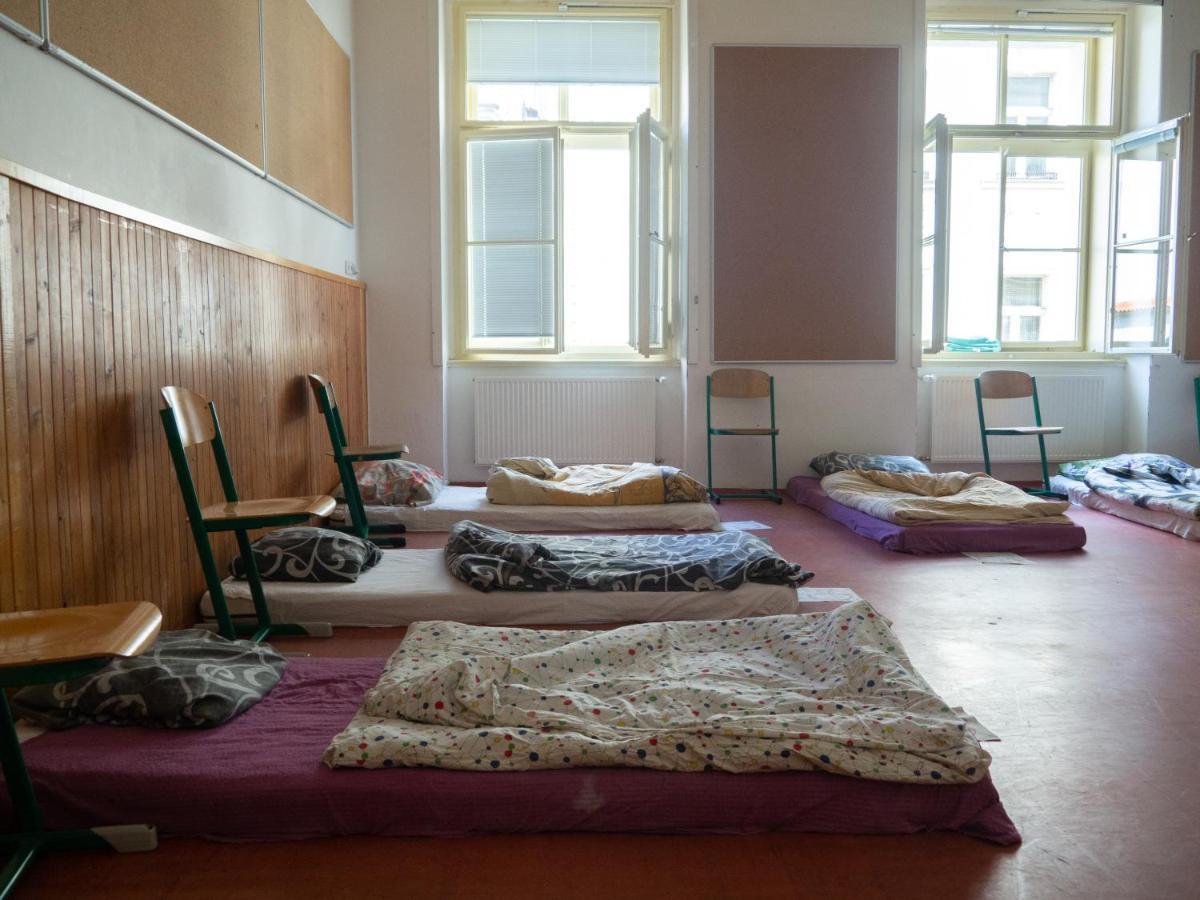 Hostel In School Prague Luaran gambar