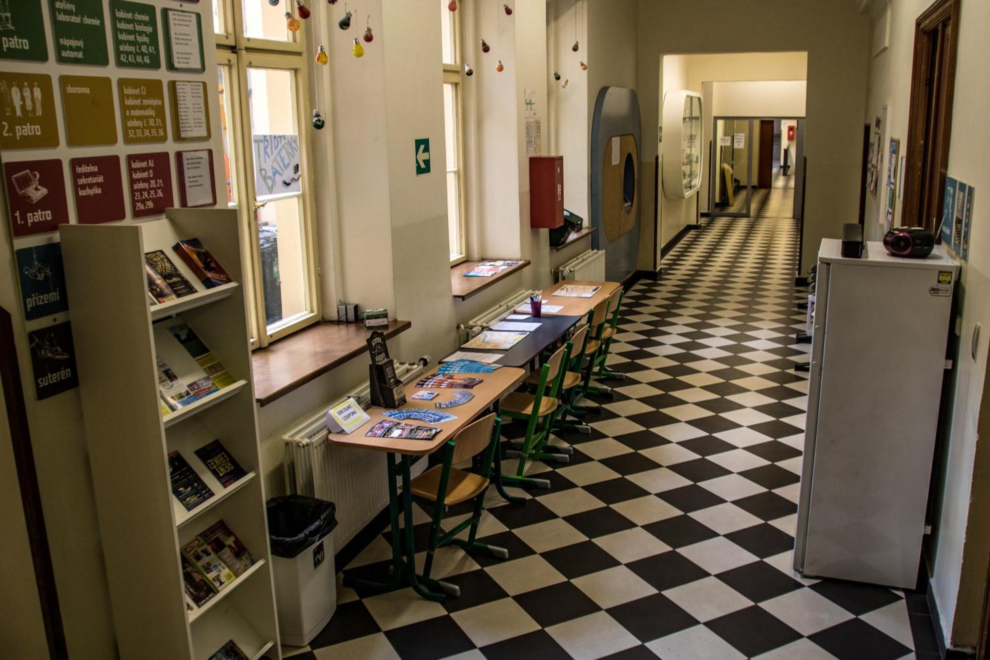 Hostel In School Prague Luaran gambar