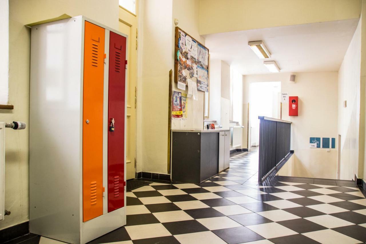 Hostel In School Prague Luaran gambar